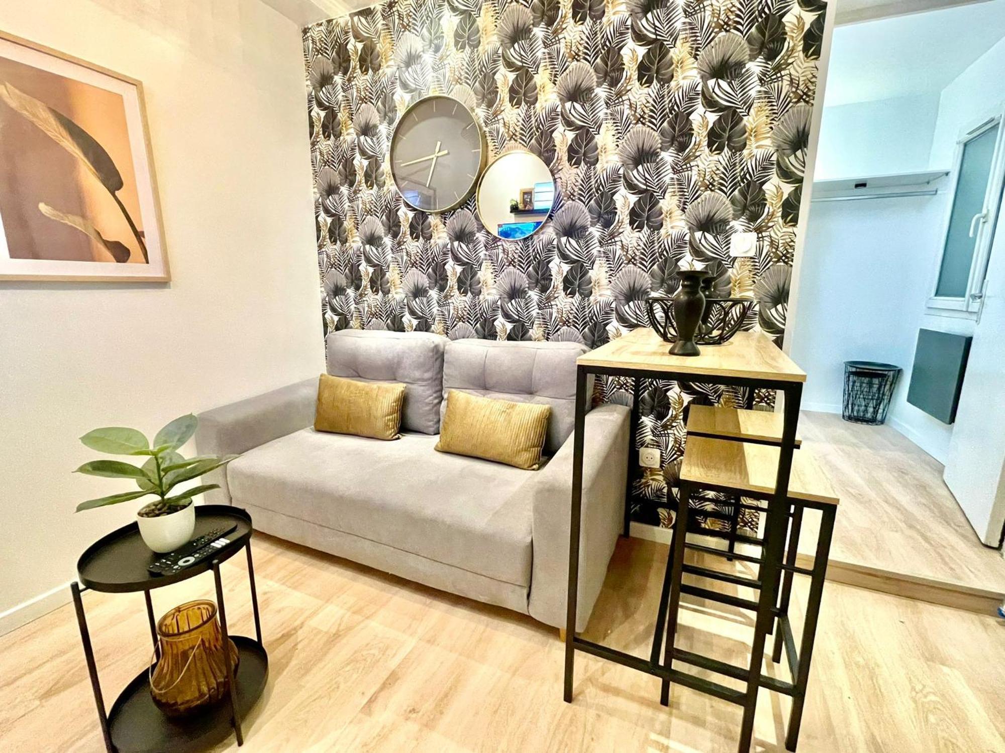 Chic Oasis In Rouenアパートメント エクステリア 写真